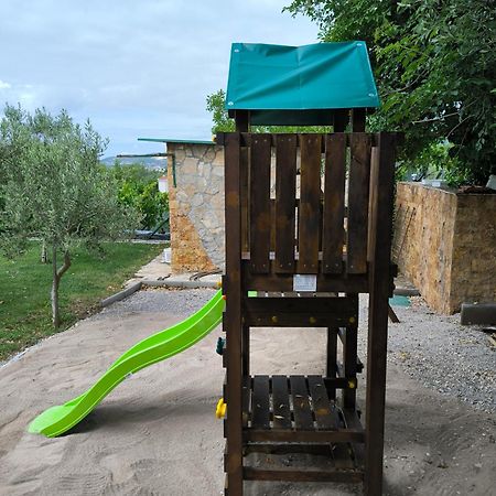 Home Away From Home With Outdoor Pool, Botanical Garden And A Beautiful Sea View Kaštela Εξωτερικό φωτογραφία