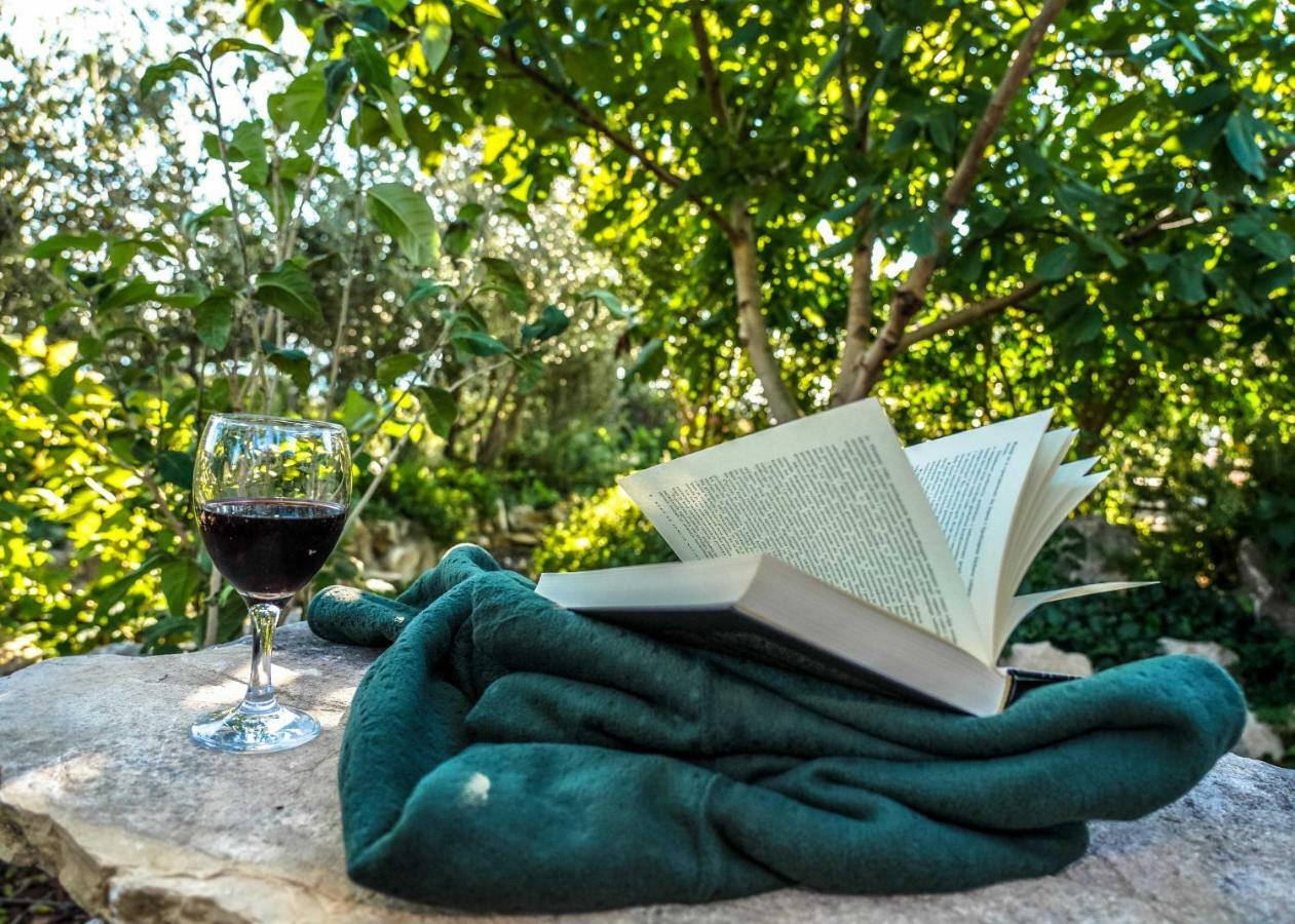 Home Away From Home With Outdoor Pool, Botanical Garden And A Beautiful Sea View Kaštela Εξωτερικό φωτογραφία